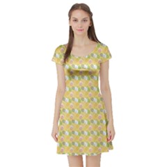 Green Pineapple Juce Pattern Colorful Short Sleeve Skater Dress by CoolDesigns