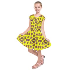 Yellow Seamless Wallpaper Digital Computer Graphic Kids  Short Sleeve Dress by Nexatart