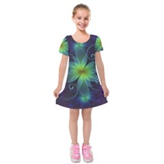 Blue And Green Fractal Flower Of A Stargazer Lily Kids  Short Sleeve Velvet Dress by jayaprime