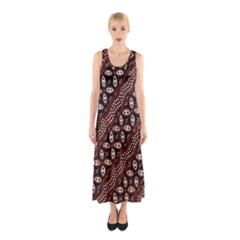 Art Traditional Batik Pattern Sleeveless Maxi Dress by BangZart
