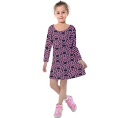 Triangle Knot Pink And Black Fabric Kids  Long Sleeve Velvet Dress by BangZart