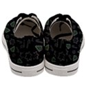 Ginger cookies Christmas pattern Men s Low Top Canvas Sneakers View4