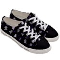 Ginger cookies Christmas pattern Women s Low Top Canvas Sneakers View3