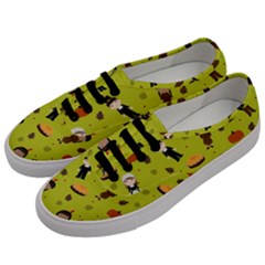 Pilgrims And Indians Pattern - Thanksgiving Men s Classic Low Top Sneakers by Valentinaart