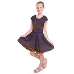 Italy Cabin Stars Milky Way Night Kids  Short Sleeve Dress by BangZart