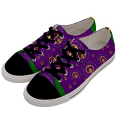 Peace Be With Us In Love And Understanding Men s Low Top Canvas Sneakers by pepitasart