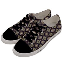 Exclusive  Men s Low Top Canvas Sneakers by moss