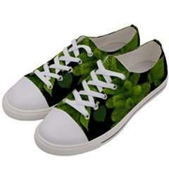Decoration Green Black Background Women s Low Top Canvas Sneakers