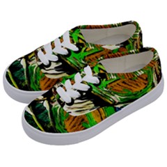 Lillies In The Terracota Vase 5 Kids  Classic Low Top Sneakers by bestdesignintheworld