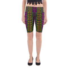 Butterfly Liana Jungle And Full Of Leaves Everywhere Yoga Cropped Leggings by pepitasart