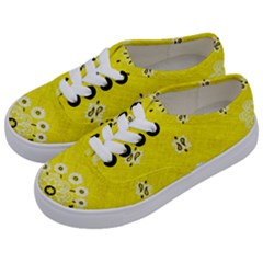 Grunge Yellow Bandana Kids  Classic Low Top Sneakers by dressshop