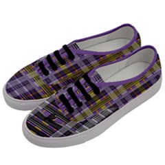 Playing With Plaid Kitten (purple) Halloween Pattern Men s Classic Low Top Sneakers by emilyzragz