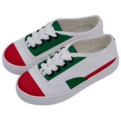 Patriote Flag Kids  Classic Low Top Sneakers by abbeyz71