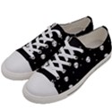 Pattern Skull Stars Halloween Gothic on black background Women s Low Top Canvas Sneakers View2