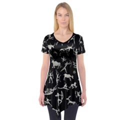 Petroglyph Nordic Beige And Black Background Petroglyph Nordic Beige And Black Background Short Sleeve Tunic  by snek