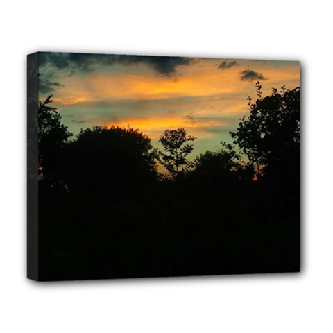 Pale Orange Sunset Deluxe Canvas 20  X 16  (stretched) by okhismakingart
