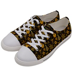 Christmas Background Gold Women s Low Top Canvas Sneakers