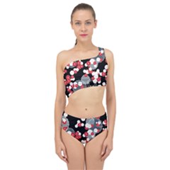 Plum Snow Ring Spliced Up Two Piece Swimsuit