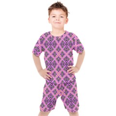 Seamless Wallpaper Geometric Pink Kids  Tee And Shorts Set by Pakrebo