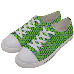 Pattern Green Women s Low Top Canvas Sneakers