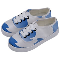 Waving Proposed Flag Of Antarctica Kids  Classic Low Top Sneakers by abbeyz71