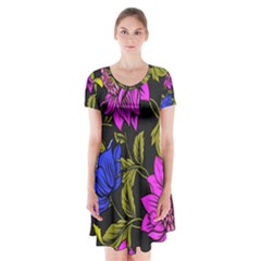 Botany  Short Sleeve V-neck Flare Dress by Sobalvarro