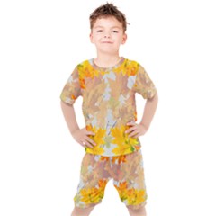 Autumn Maple Leaves, Floral Art Kids  Tee And Shorts Set by picsaspassion