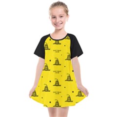 Gadsden Flag Don t Tread On Me Yellow And Black Pattern With American Stars Kids  Smock Dress