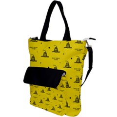 Gadsden Flag Don t Tread On Me Yellow And Black Pattern With American Stars Shoulder Tote Bag