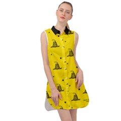 Gadsden Flag Don t Tread On Me Yellow And Black Pattern With American Stars Sleeveless Shirt Dress