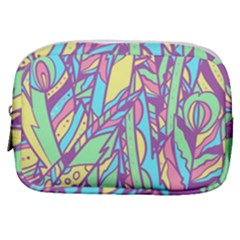 Feathers Pattern Make Up Pouch (small)