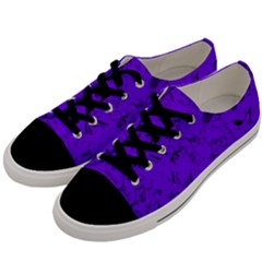 Electric Indigo Music Notes Men s Low Top Canvas Sneakers by SpinnyChairDesigns