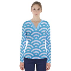 Waves V-neck Long Sleeve Top by Sobalvarro