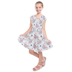 Tender Bouquet Kids  Short Sleeve Dress by FloraaplusDesign