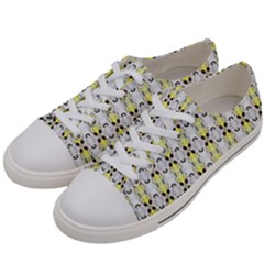 Mo 196 170 Men s Low Top Canvas Sneakers by mrozara