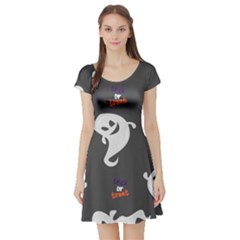 Halloween Ghost Trick Or Treat Seamless Repeat Pattern Short Sleeve Skater Dress by KentuckyClothing