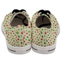 Cute Christmas Pattern Men s Low Top Canvas Sneakers View4