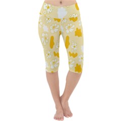 Abstract Daisy Lightweight Velour Cropped Yoga Leggings by Eskimos