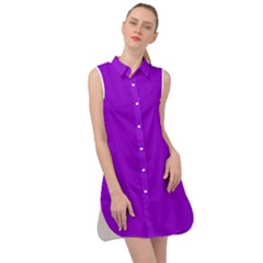 Color Dark Violet Sleeveless Shirt Dress by Kultjers