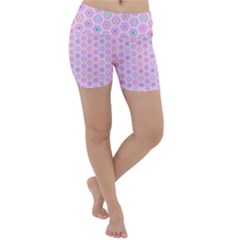 Hexagonal Pattern Unidirectional Lightweight Velour Yoga Shorts