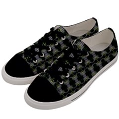 Mo 85 110  Men s Low Top Canvas Sneakers by moorcus