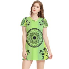 Green Grid Cute Flower Mandala Women s Sports Skirt by Magicworlddreamarts1