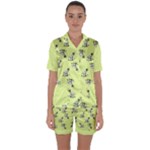 Black and white vector flowers at canary yellow Satin Short Sleeve Pajamas Set