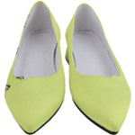 Black and white vector flowers at canary yellow Women s Block Heels 