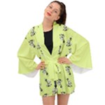 Black and white vector flowers at canary yellow Long Sleeve Kimono