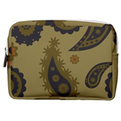 Floral Pattern Paisley Style Paisley Print  Doodle Background Make Up Pouch (medium) by Eskimos