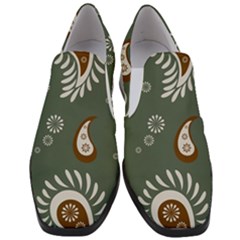 Floral Pattern Paisley Style Paisley Print  Doodle Background Women Slip On Heel Loafers by Eskimos