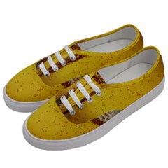 Beer-bubbles-jeremy-hudson Men s Classic Low Top Sneakers by nate14shop