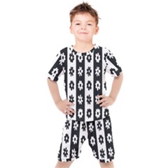 Black-and-white-flower-pattern-by-zebra-stripes-seamless-floral-for-printing-wall-textile-free-vecto Kids  Tee And Shorts Set by nate14shop