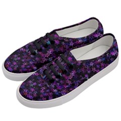 Christmasstars-001 Women s Classic Low Top Sneakers by nateshop